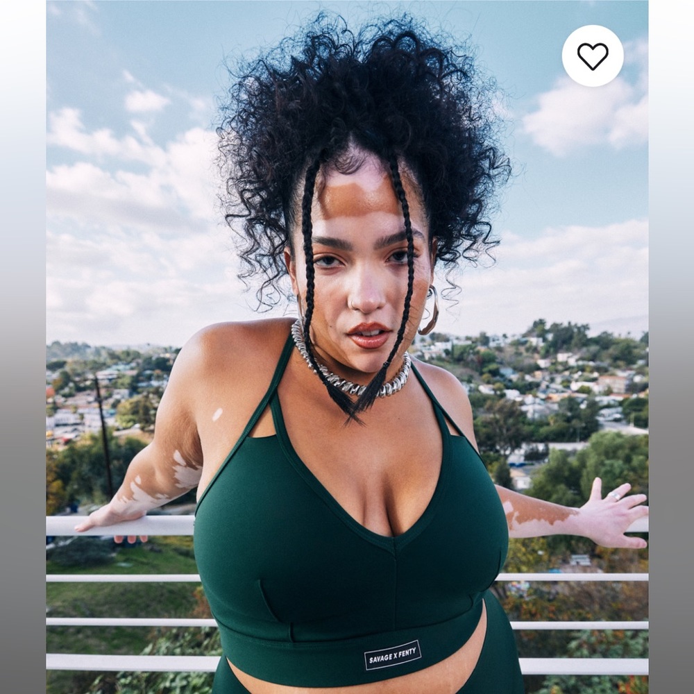2 Savage X Fenty Spotlight Low-Impact Sports Bra Size 1X